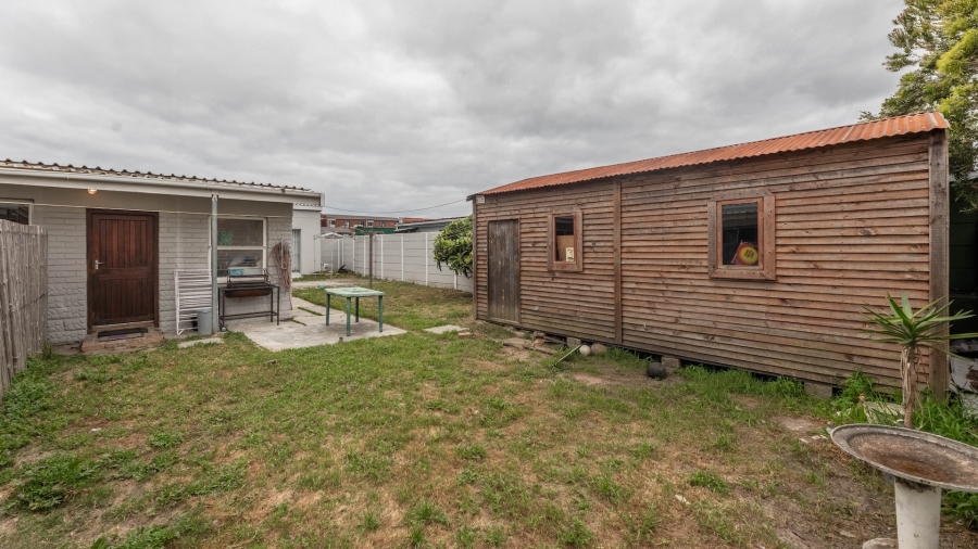 3 Bedroom Property for Sale in Bothasig Western Cape